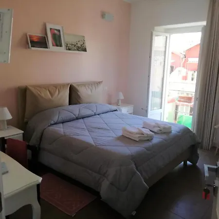 Bed & Breakfast B-karalis *