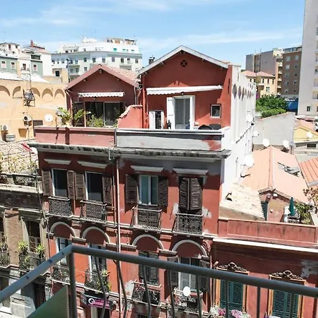 Alojamento de Acomodação e Pequeno-almoço B-karalis Cagliari